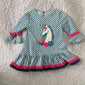 Rare Editions Unicorn top. Size 5.